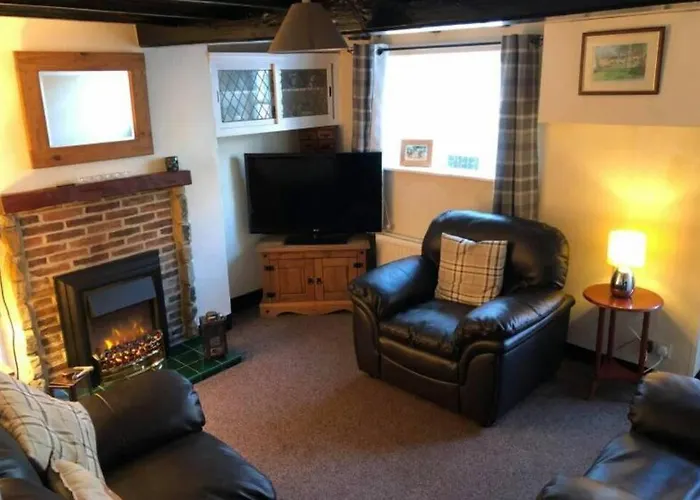 Mena Cottage, Cosy Country And Quaint.